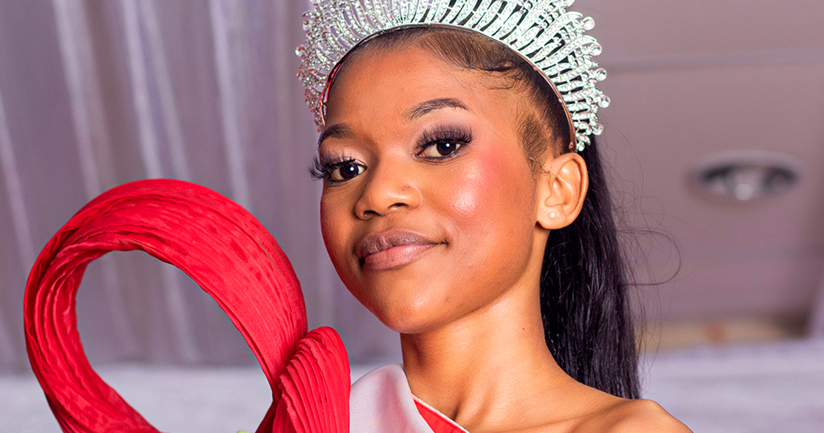 Unarine Mmbara crowned the Miss Royal Heritage Festival 2025