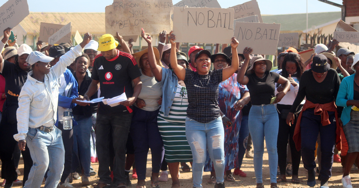 Tshikhwani community protests against bail for alleged criminals