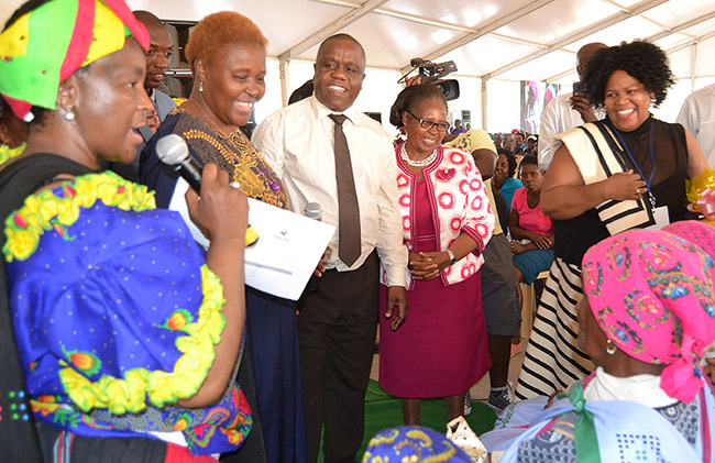 Minister warns on misuse of grant money