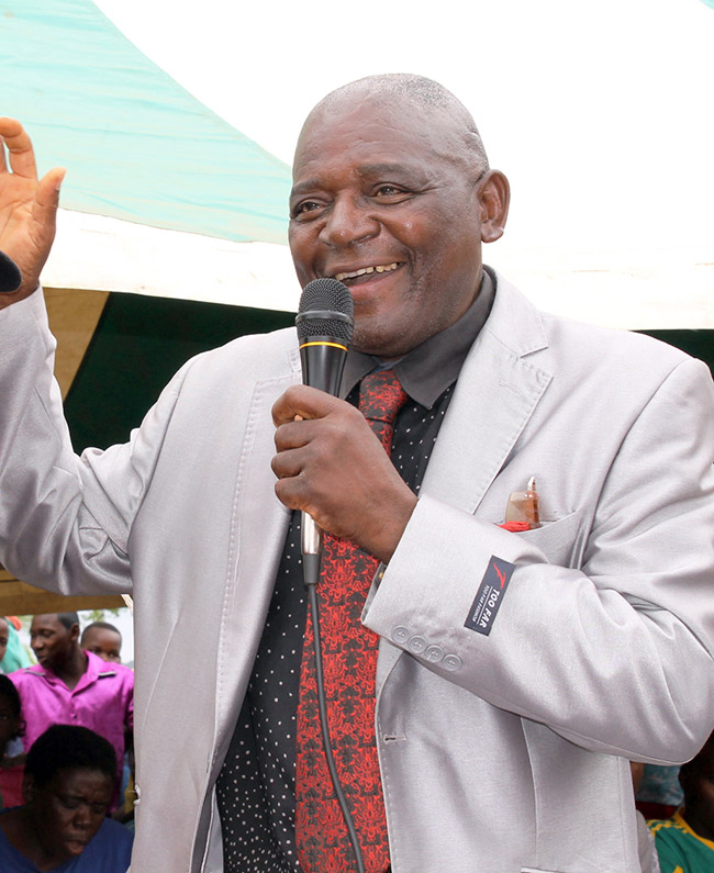 Davhana community “fed up” with Chief