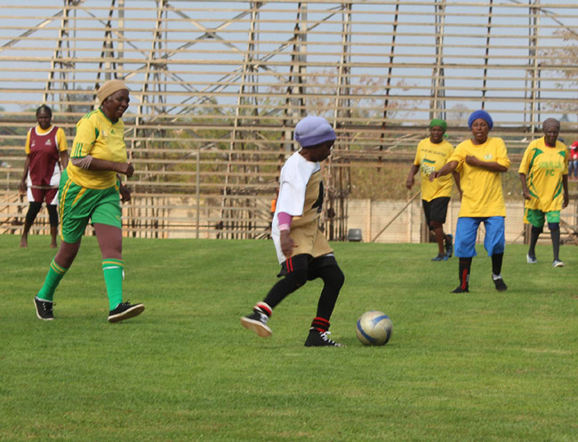 Elderly participate in Golden Games