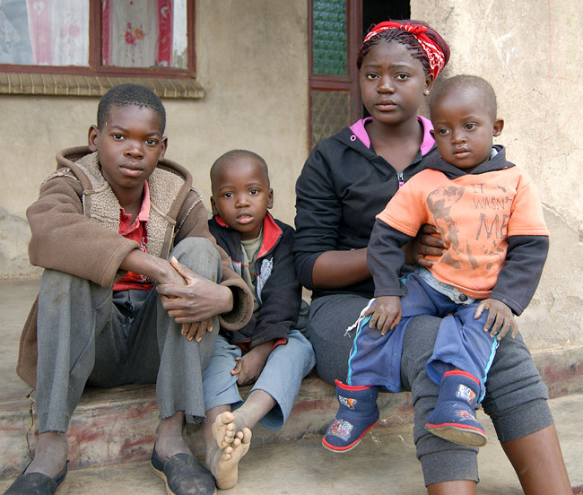 Four Macuveze orphans get food and clothes at last