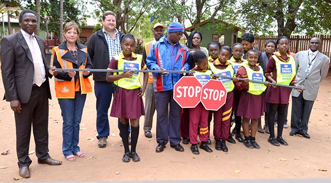 Engen donates scholar patrol equipment to Bergvlam